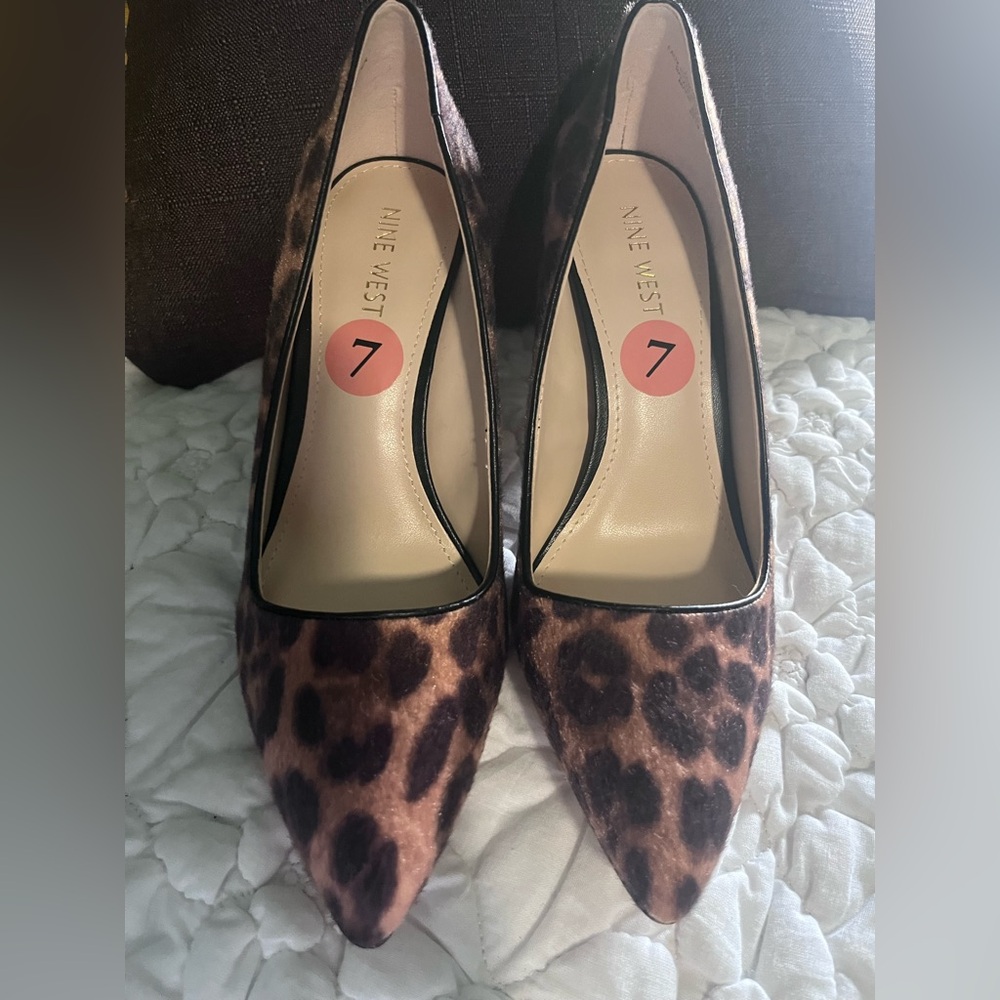 Nine West Leopard-Print Pointed-Toe Pumps in Brown and Black - Picture 2 of 8
